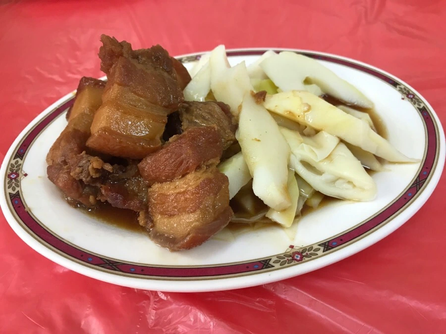 IMG_8809.jpg?type=w966