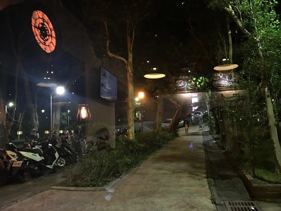 IMG_6427.JPG?type=w966