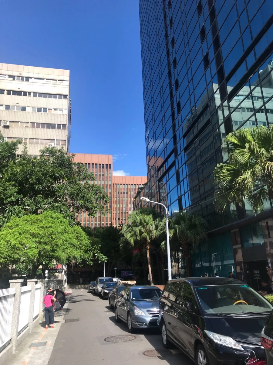 IMG_1927.jpg?type=w966