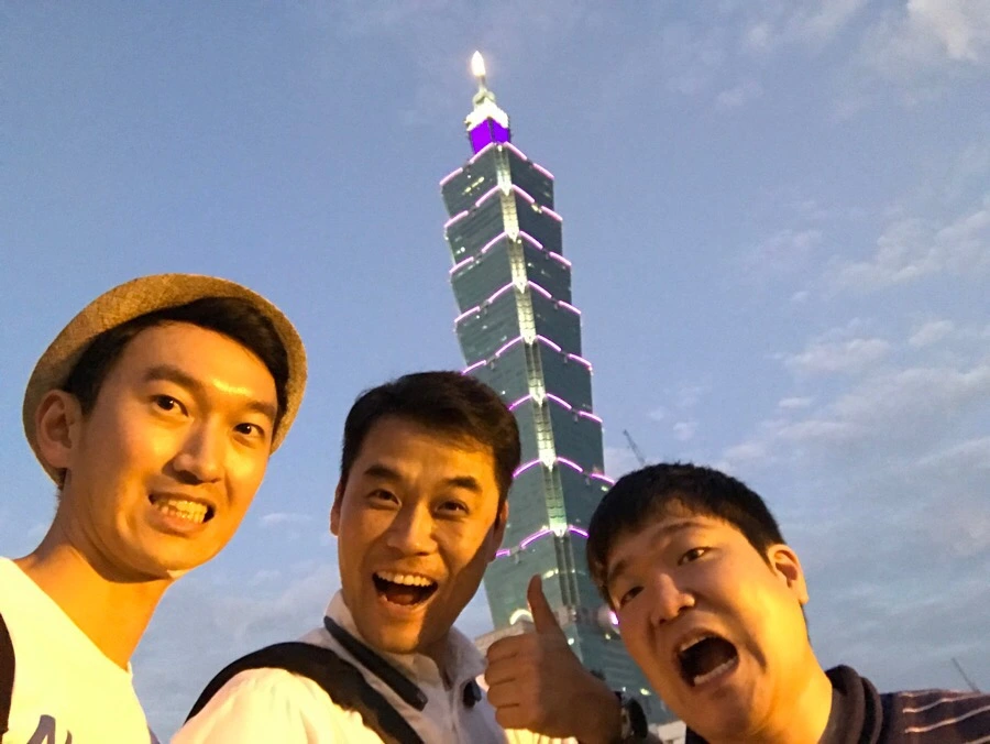 IMG_6409.jpg?type=w966