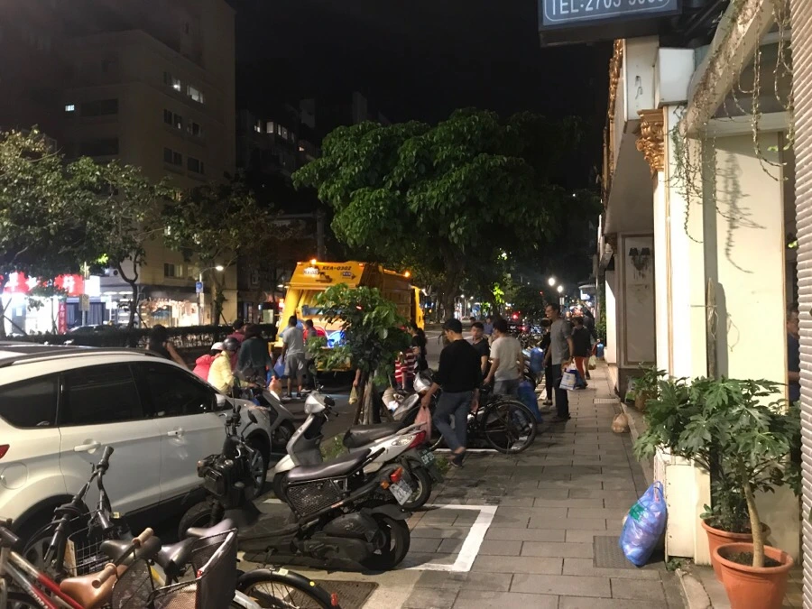 IMG_1356.jpg?type=w966