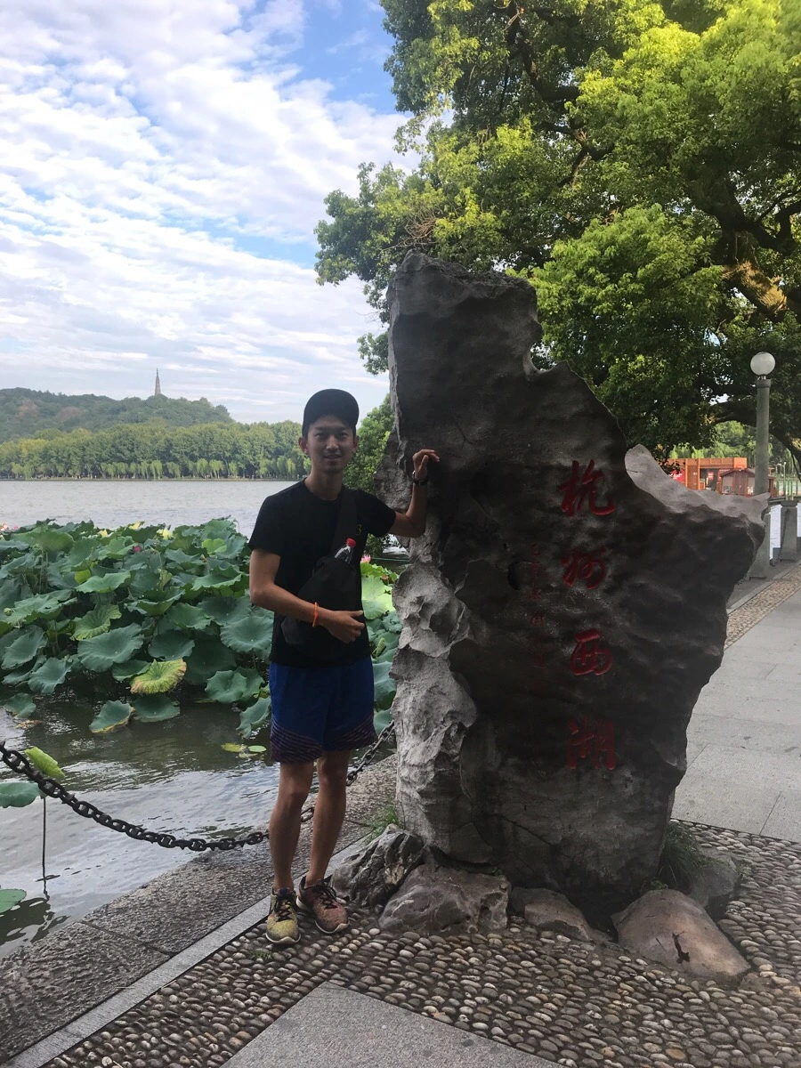 IMG_1049.jpg?type=w966