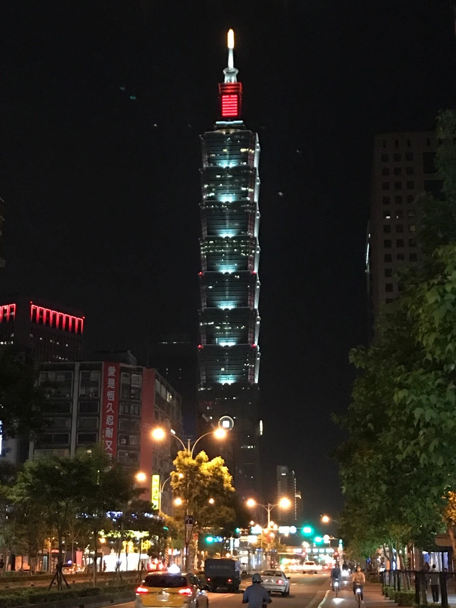 IMG_1361.jpg?type=w966