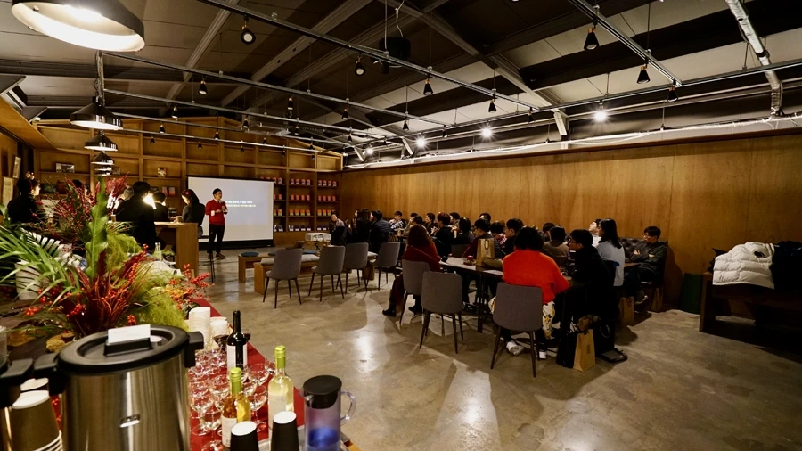 안전가옥_송년파티 - 8.jpeg