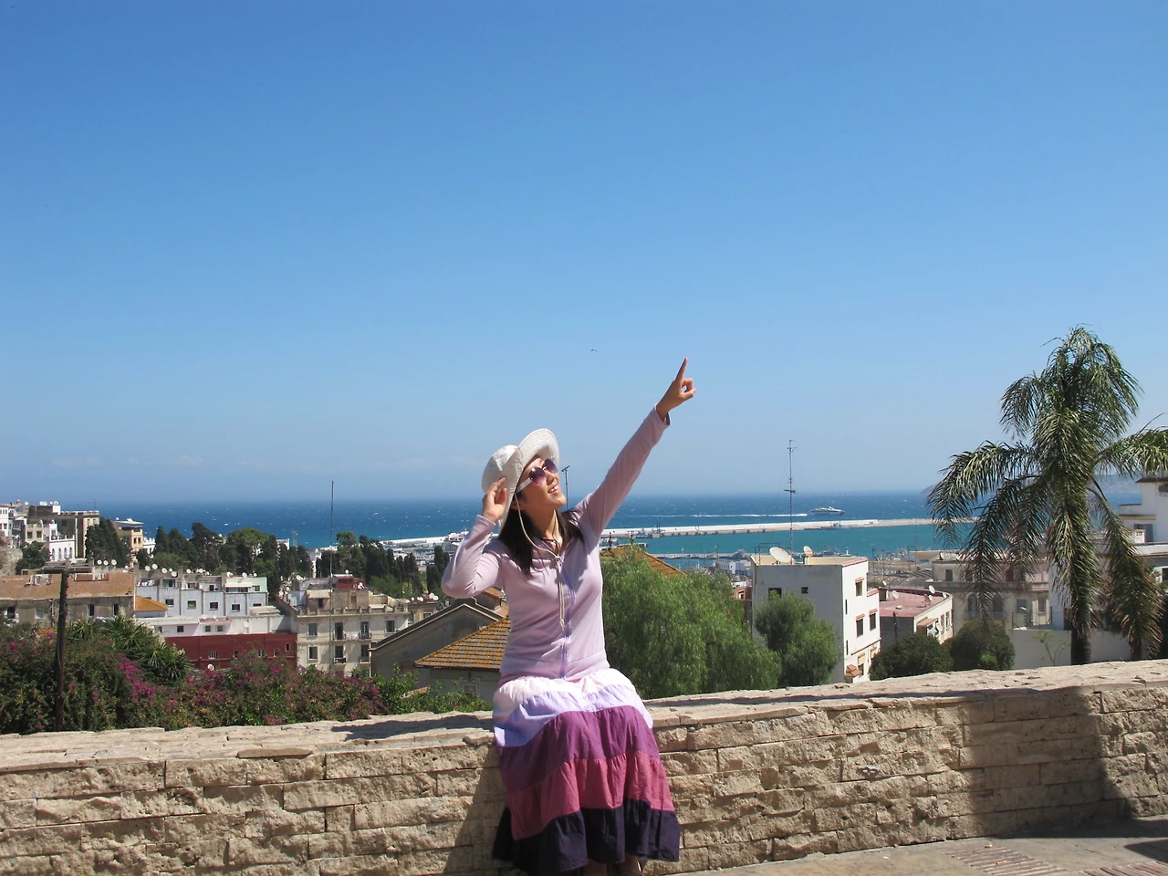 [5-21] 탕제(Tanger) 메디나 입구에 있는 전망대에서.JPG