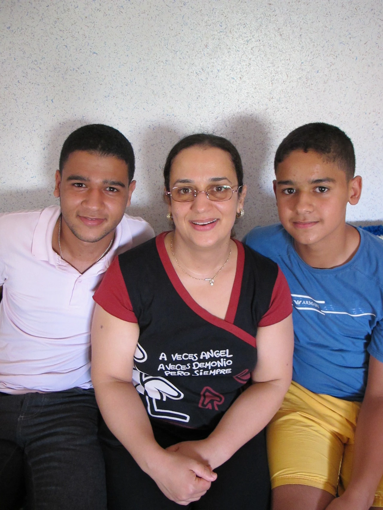 [4-17] 메리엄 아주머니와 아들 둘과 함께.JPG