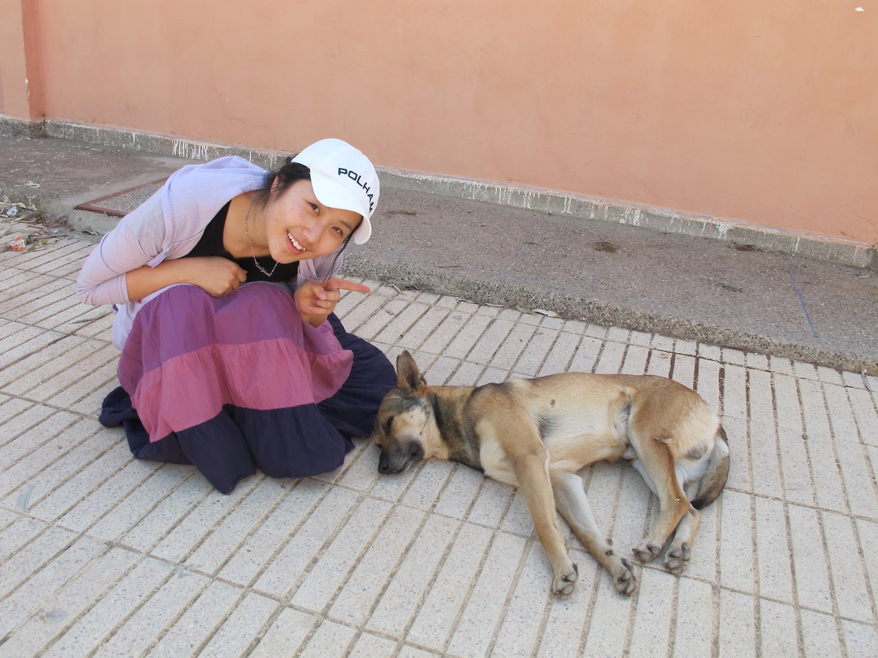 [4-29] ‘메롱’하고 자고 있는 자크와 함께 2.JPG