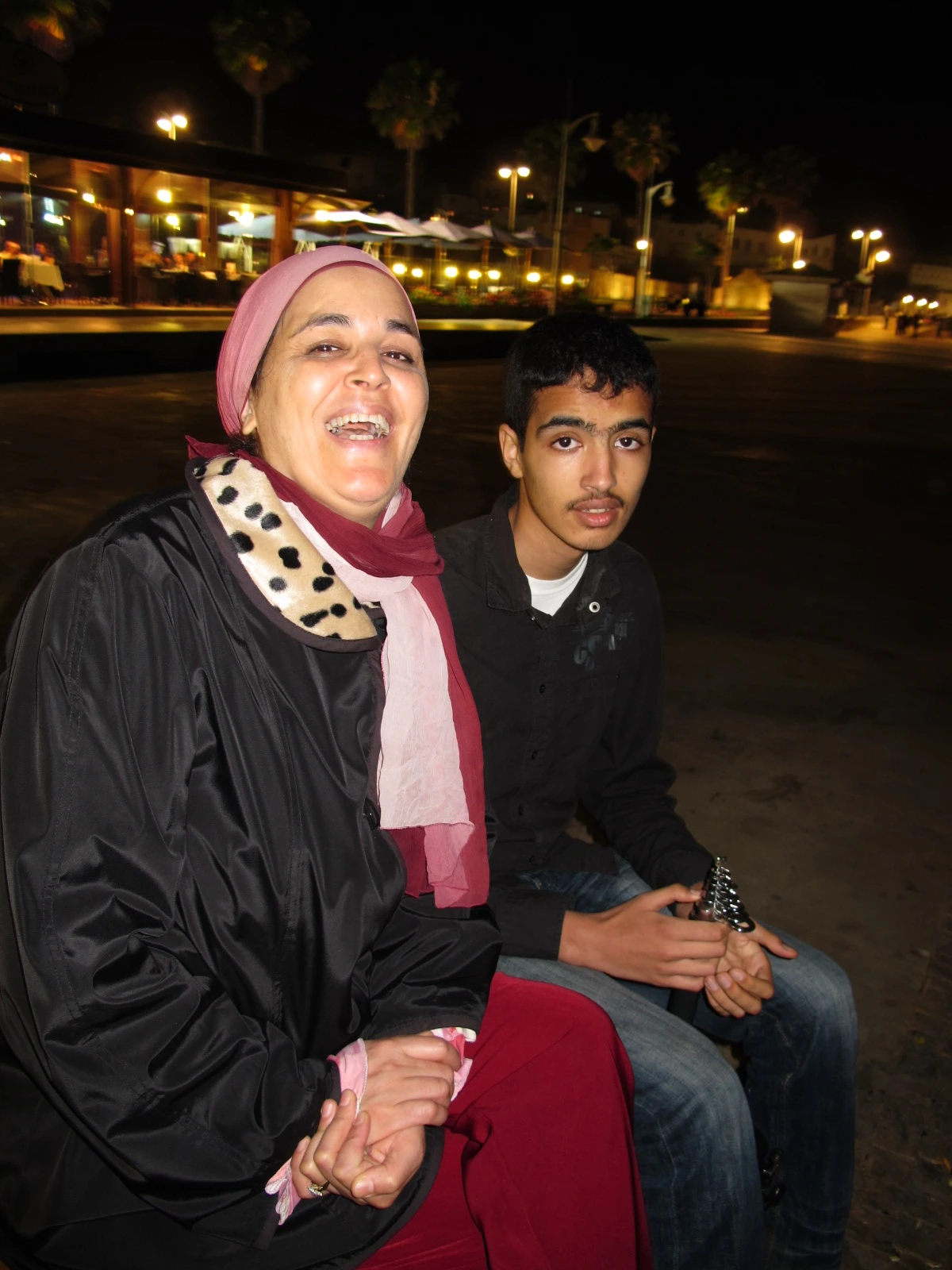 [2-24] 홈스테이의 첫 인연, 브티하(Btiha)아주머니와 아들 알리(Ali).JPG