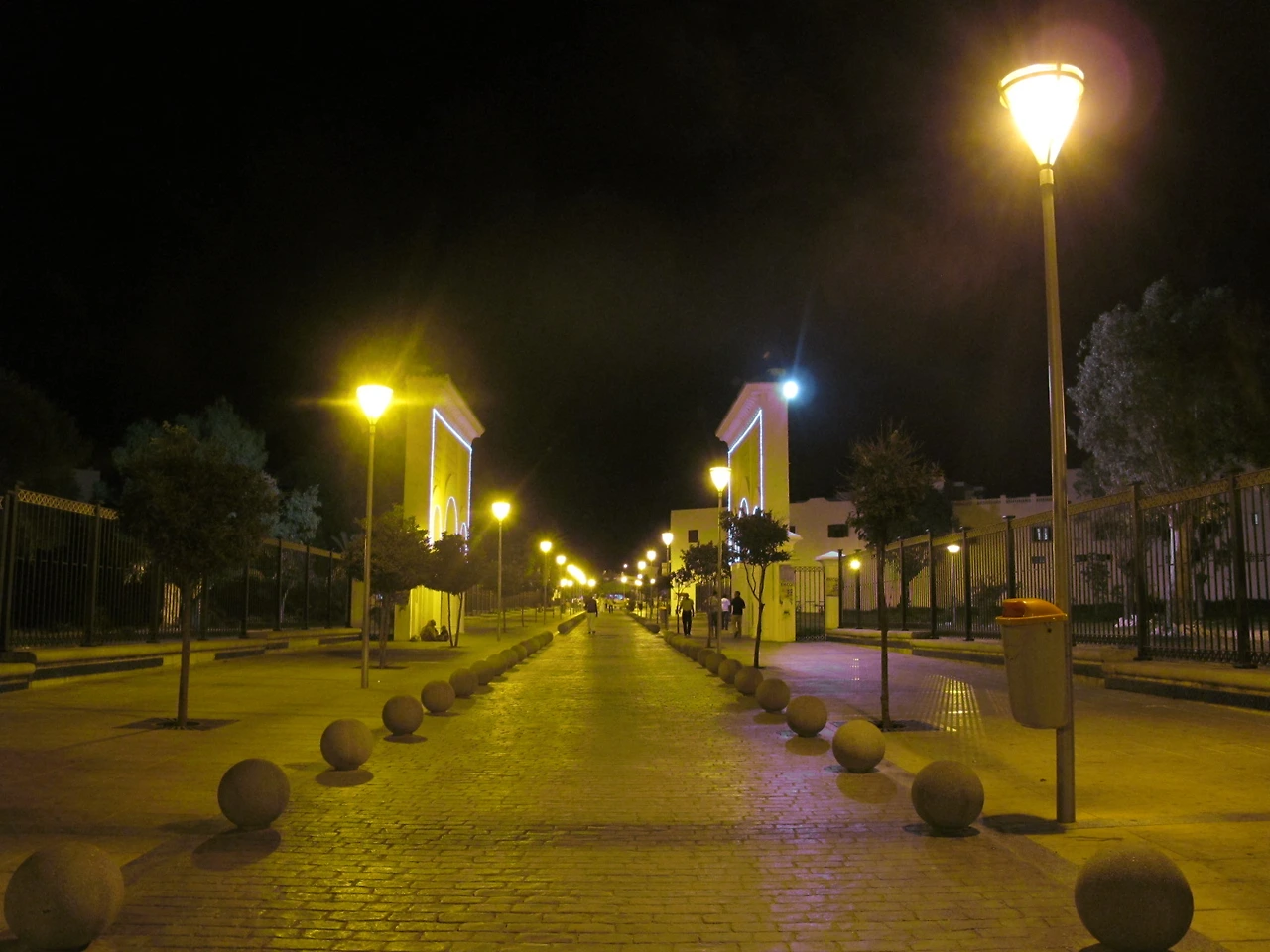 [5-18] 아실라(Assilah)의 메디나 야경 2.JPG