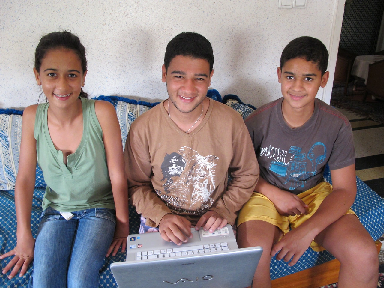 [4-16] 메리엄 아주머니의 2남1녀의 아이들.JPG