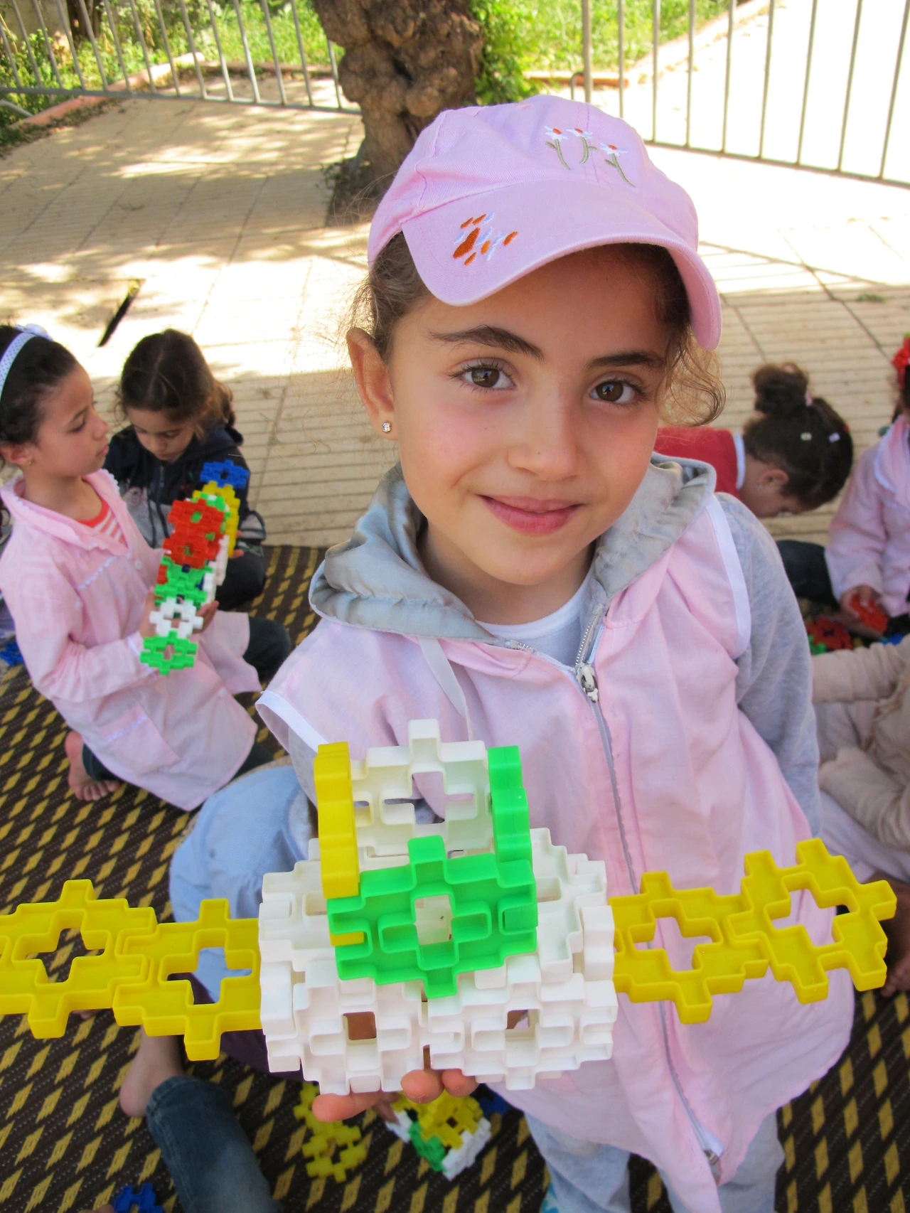 [3-72] 천재 블록을 이용하여 비행기를 만든 셀마.JPG