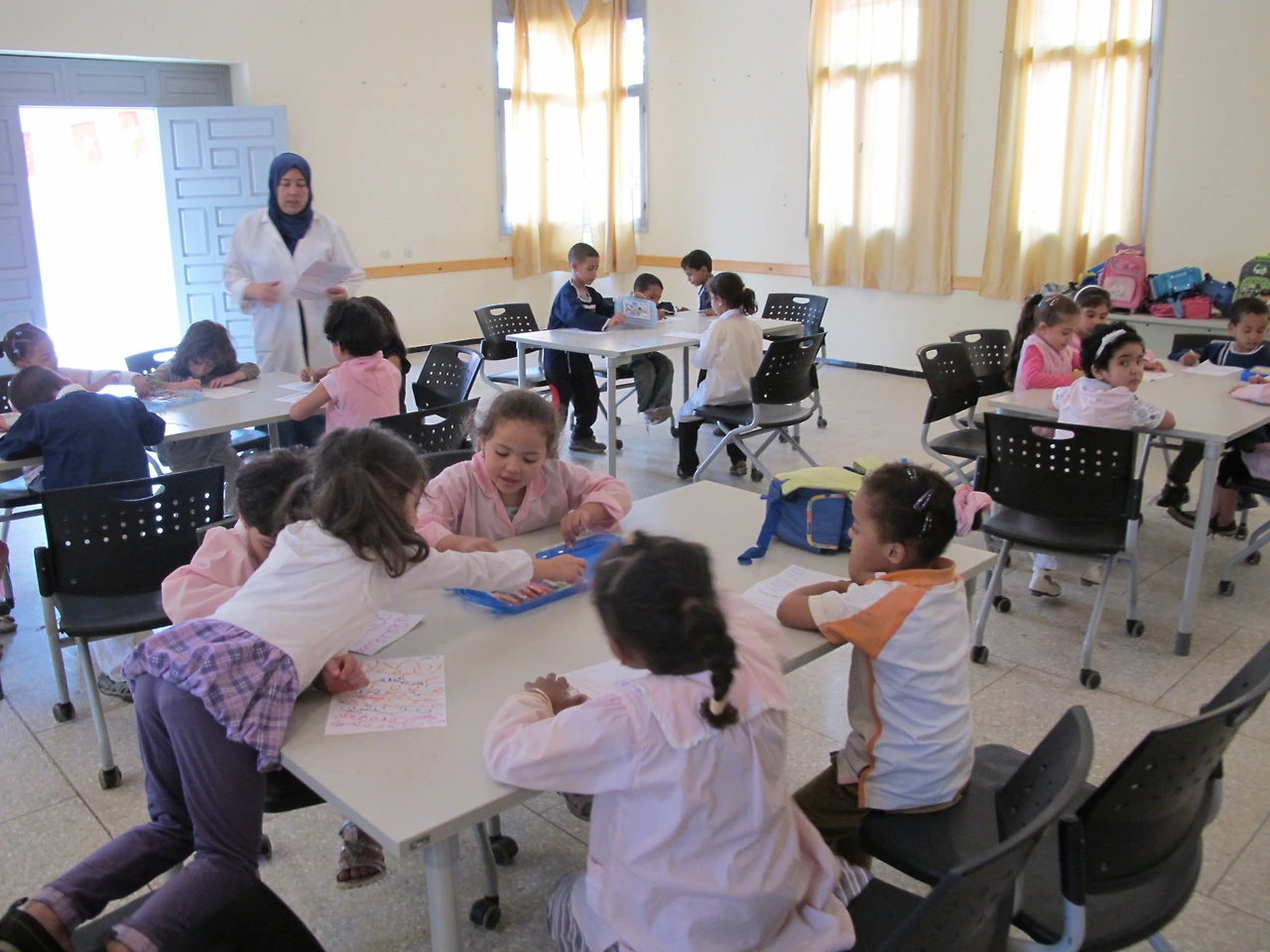 [3-19] 아이들과 처음 만났던 떨리는 첫 수업에서 쉐마반 아이들.JPG