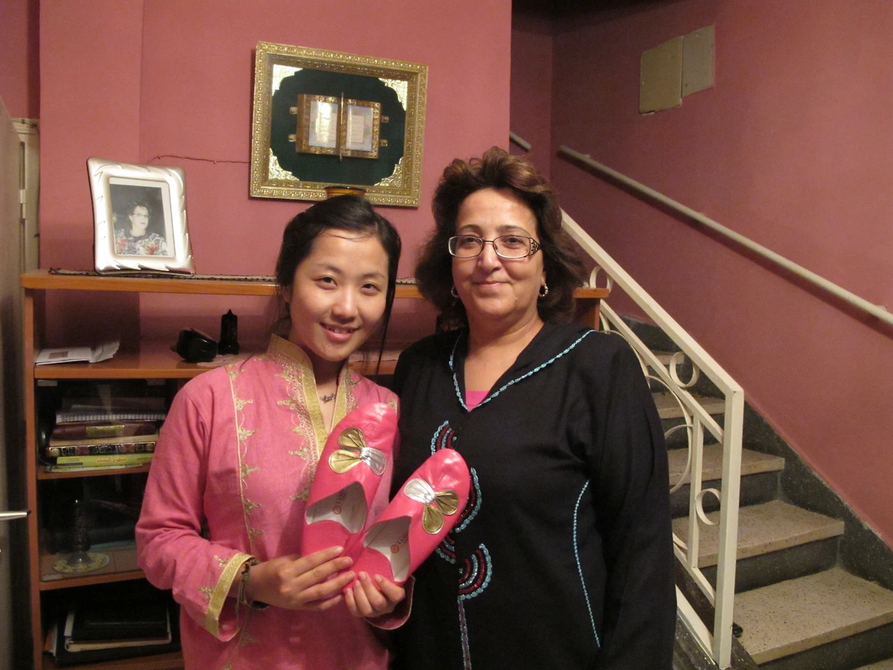 [2-33] 모로코 전통신발을 선물해줬던 나자트(Najat) 아주머니.JPG