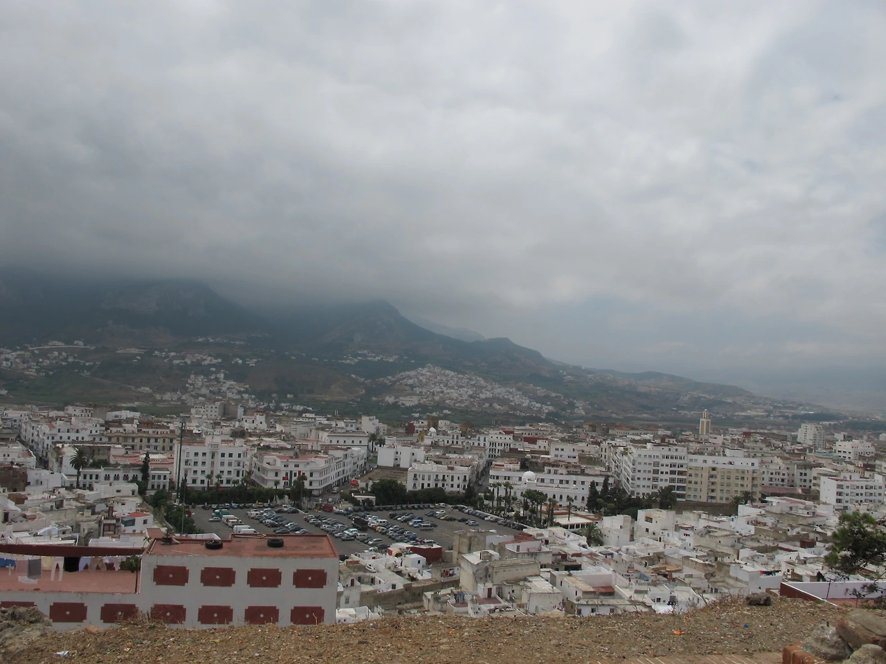 [5-29] 카스바(Casbah)에서 내려다본 떼뚜앙(Tetouan)의 모습.JPG