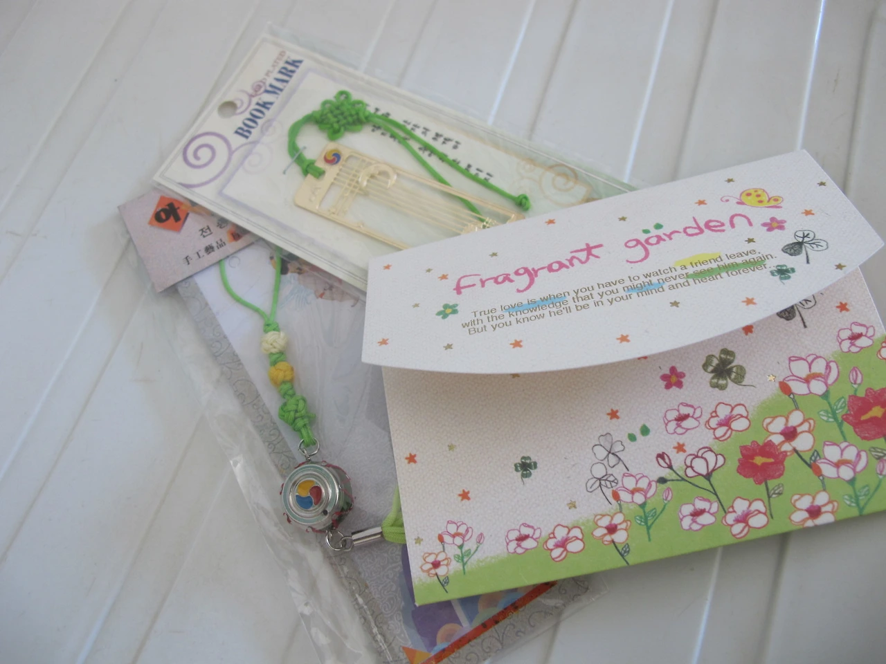 [4-4] 세이드에게 준 책갈피와 편지 선물.JPG