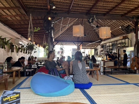 IMG_1562.jpg?type=w1