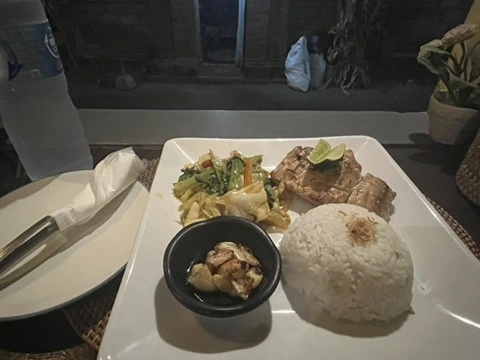 IMG_1595.jpg?type=w1