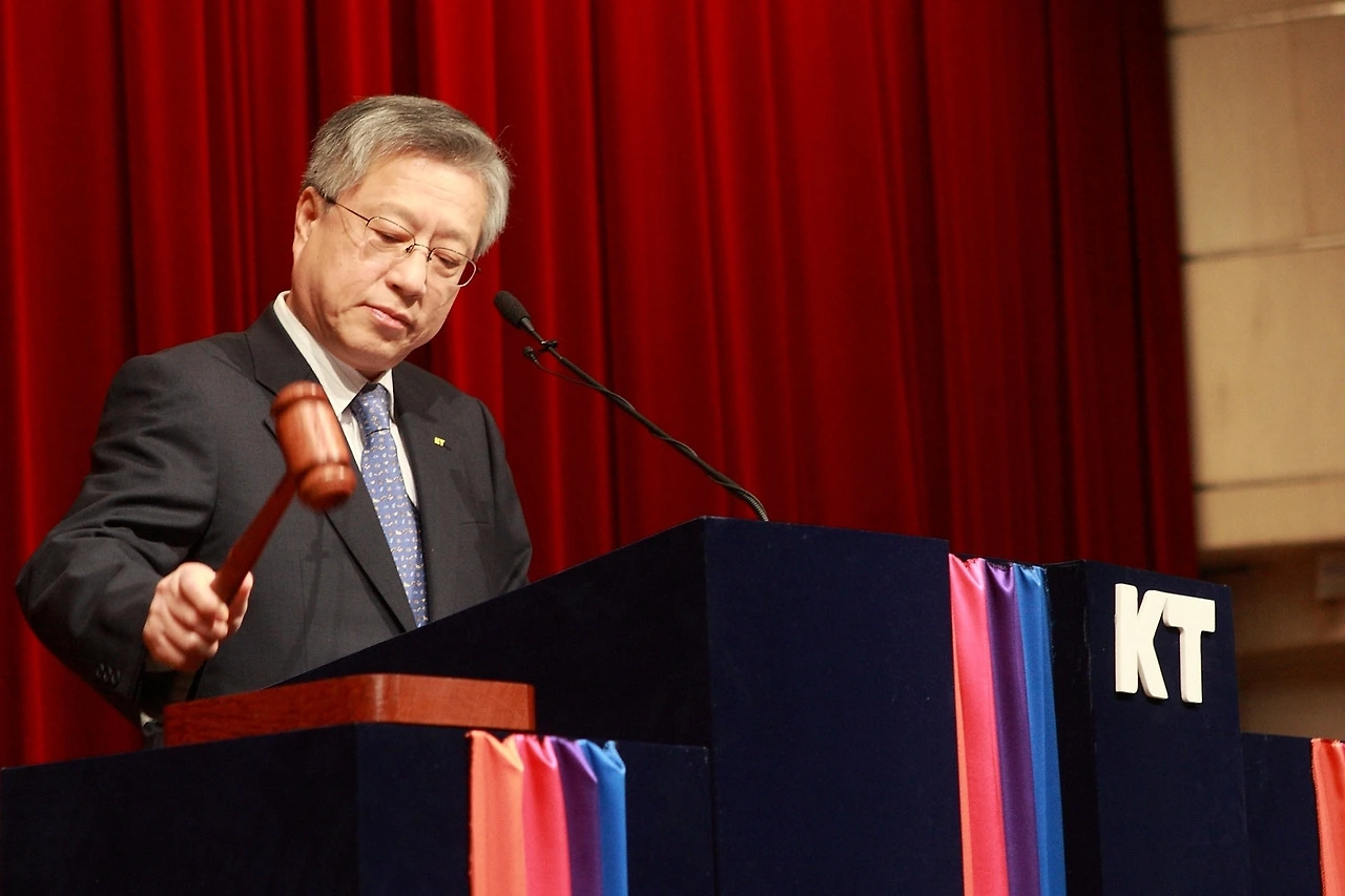 다운로드 (6).jpeg