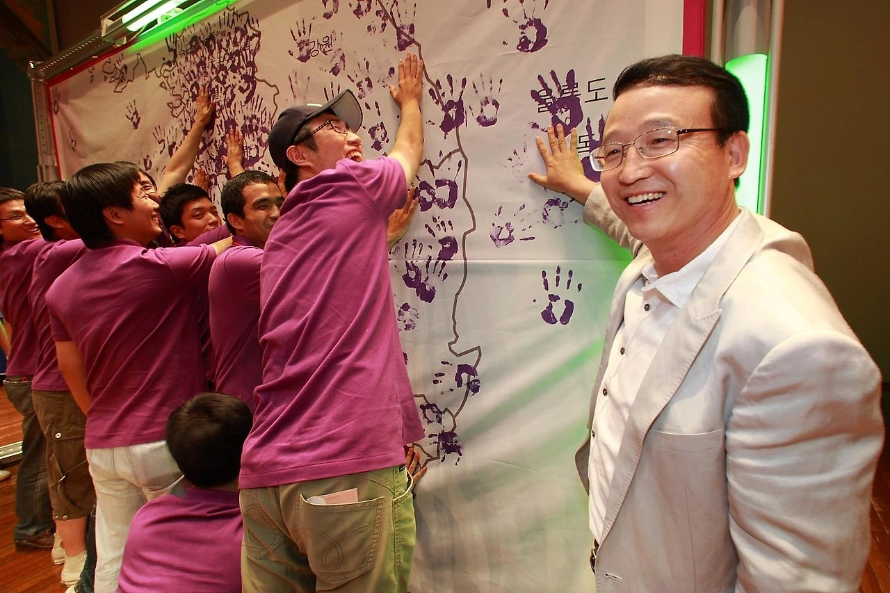 다운로드 (3).jpeg