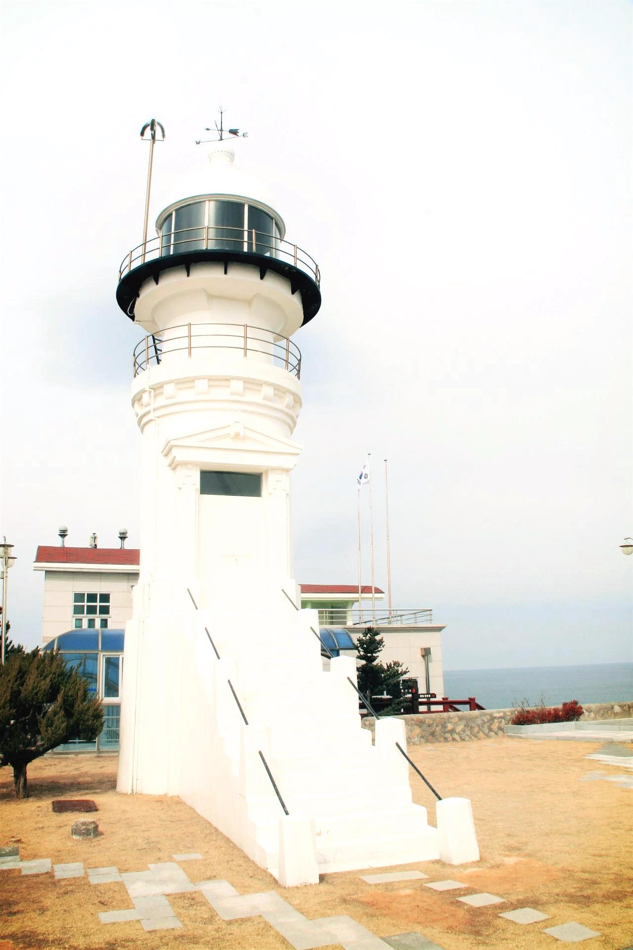 사진8-고종환-강원도에서 첫 번째로 세워진 주문진등대.JPG