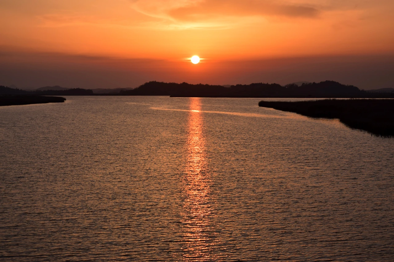 사진9-고종환 제공-함께 바라본 일몰, 지금 이 순간의 소중함을 느끼다..JPG