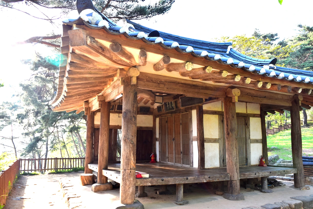 사진8-고종환 제공-담양의 정자 중 풍광이 가장 좋은 곳을 꼽히는 식영정..JPG