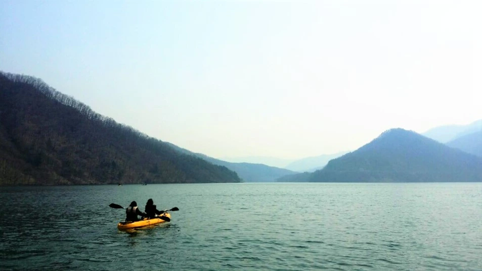 사진16-김지호 제공-내가 가는 길이 곧 길이 됨을. 나만의 물결을 만들어가는 시간을 통해 배운다..jpeg