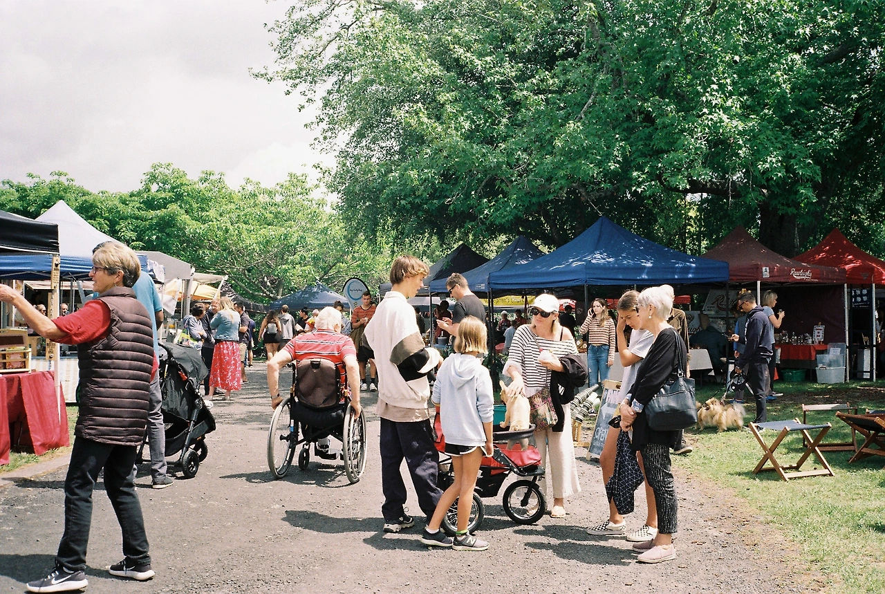 2019 타마헤레 마켓_강아지와 함께 온 사람들.JPG