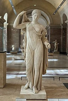 Aphrodite_Naples_Fr%C3%A9jus_-_Mus%C3%A9e_du_Louvre_AGER_Ma_335_;_MR_369_;_N_530.jpg?type=w773