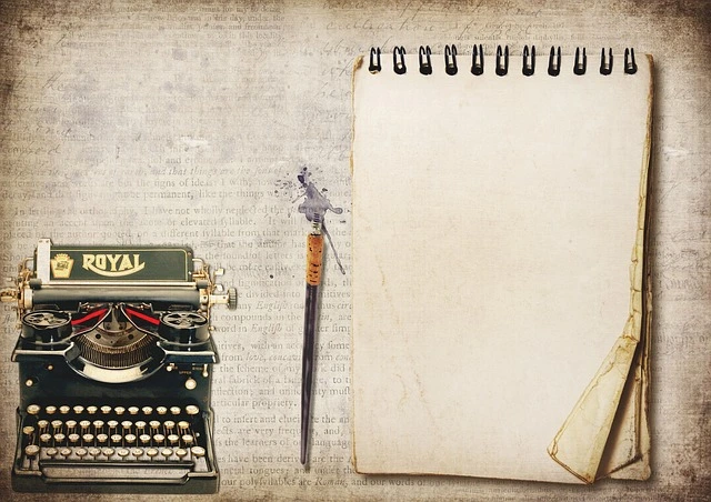 typewriter-3583552_640.jpg?type=w966