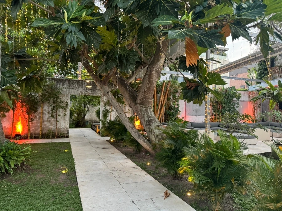 %EC%B9%B4%ED%8E%983.jpg?type=w966