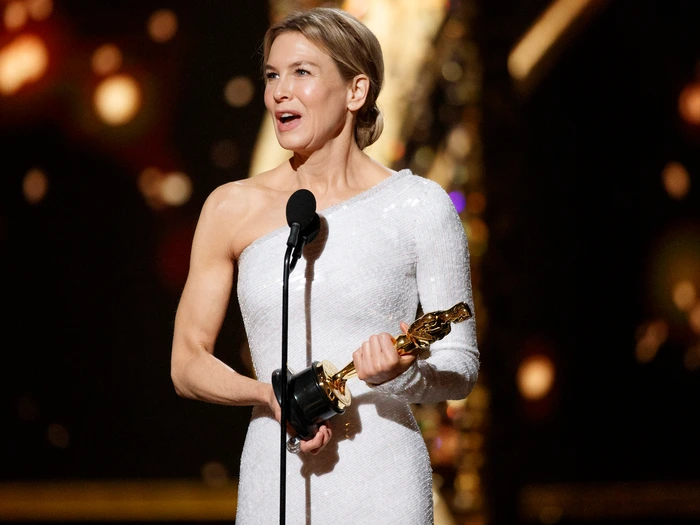 5e40f2acdf2f661ef67e2c12?width=700