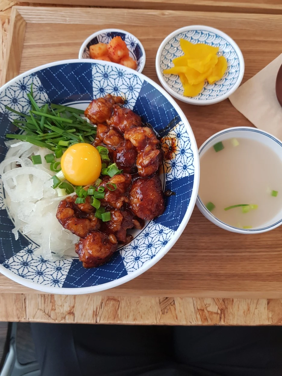 %ED%98%B8%EB%A5%B4%EB%AA%AC%EB%8F%99.jpg?type=w1