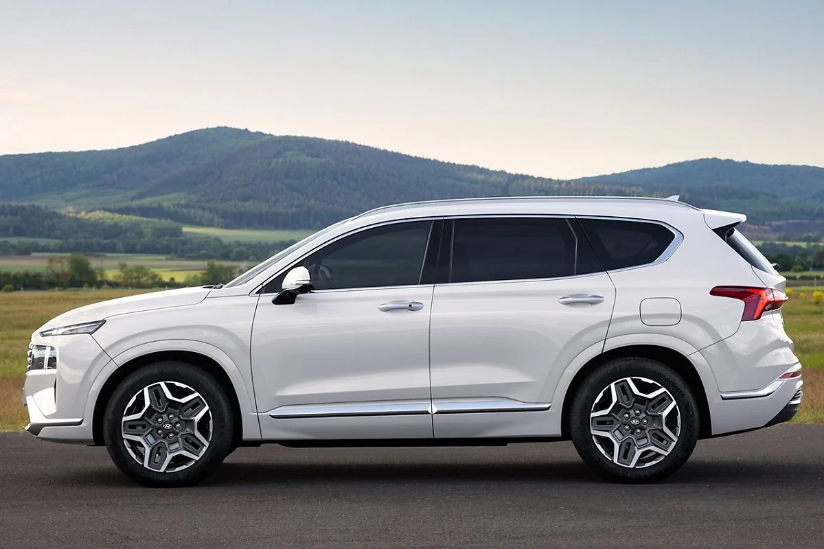 Hyundai-Santa_Fe-2021-1600-0a.jpg?type=w1200