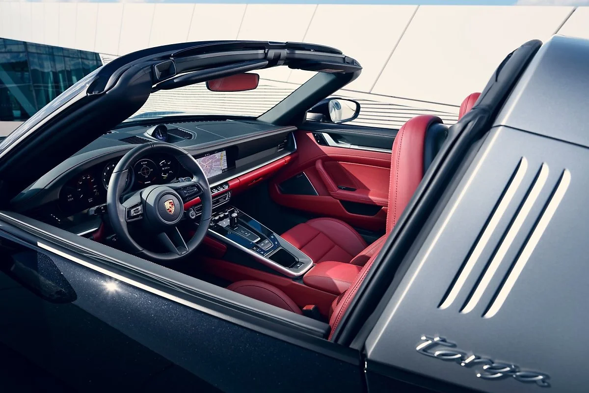 Porsche-911_Targa_4-2021-1600-0f.jpg?type=w1200