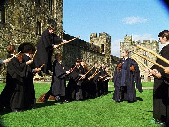 movie_image.jpg?type=m665_443_2