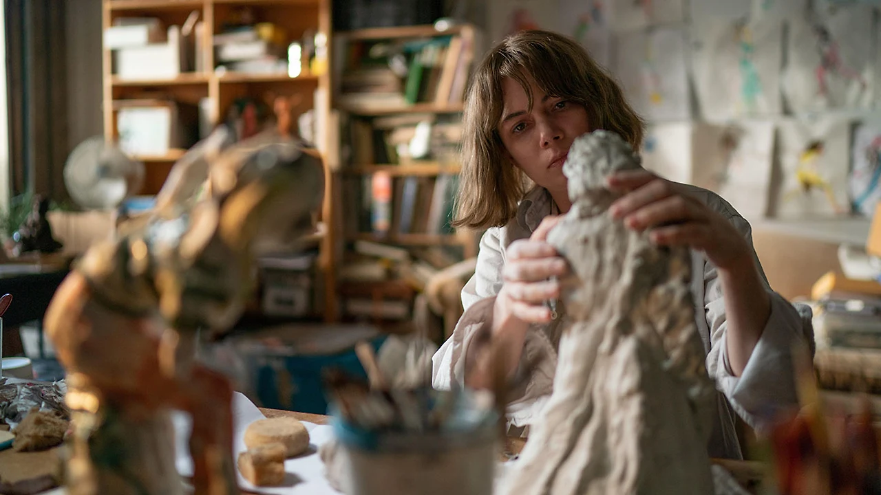 Cannes-2022-Showing-Up-Still-2-Publicity-H-2022.jpg?w=1296&h=730&crop=1