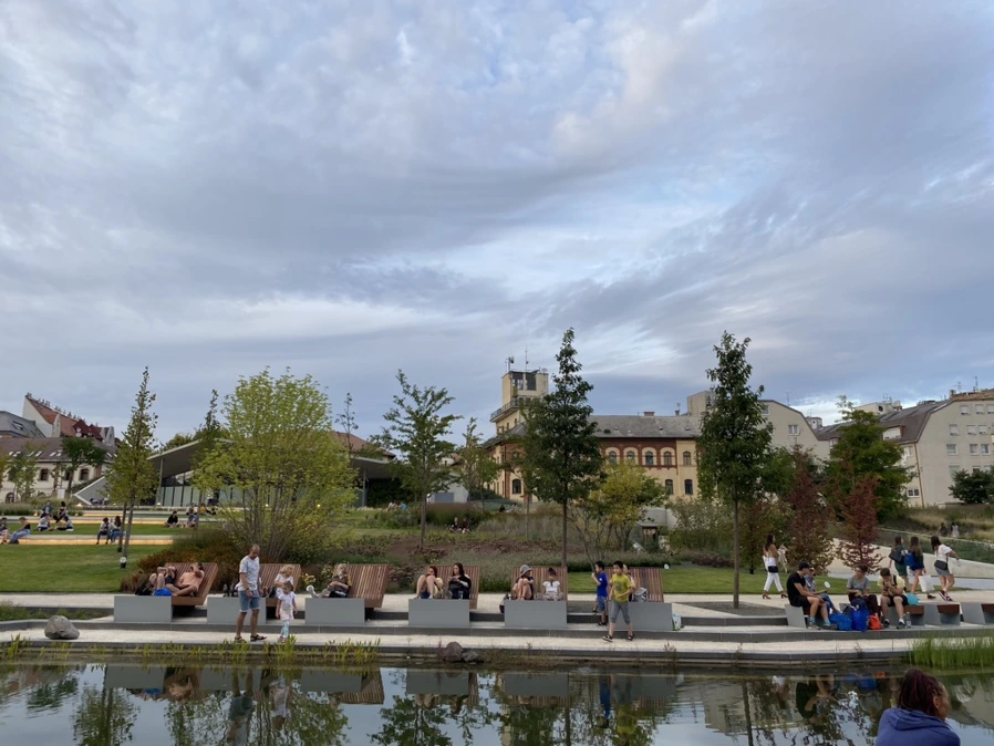 IMG_3887.jpg?type=w966