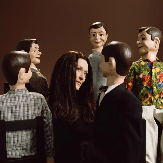 로리 시몬즈 2.jpeg