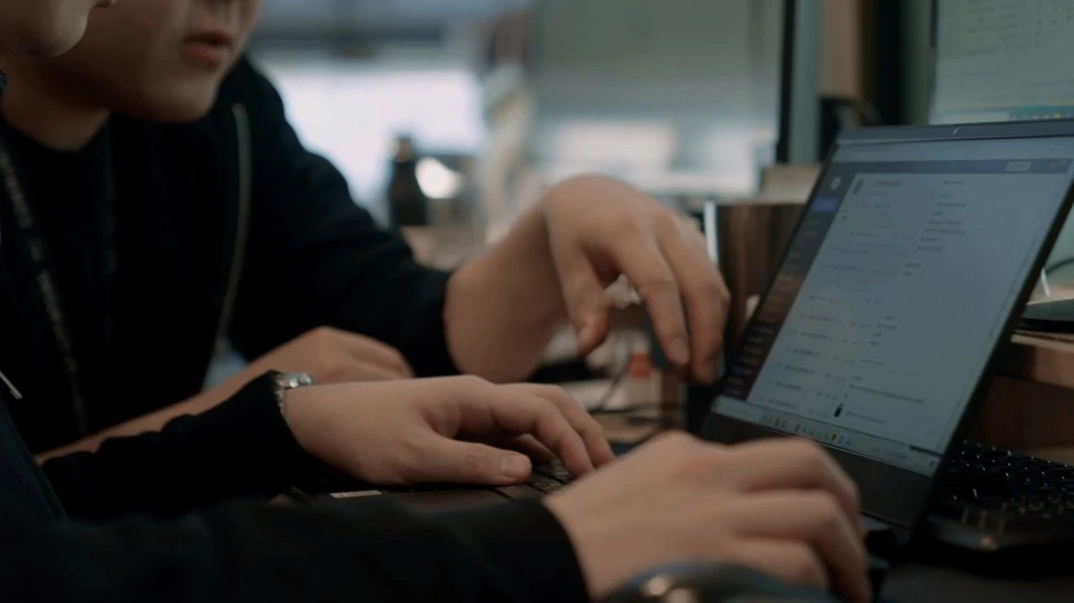 %ED%8F%AC%EC%8A%A4%EC%BD%94_%EA%B8%B0%ED%94%84%ED%8A%B8%EB%9F%AD%EC%9A%A9_%EC%B5%9C%EC%A2%85.mp4_20221013_183951.644.jpg?type=w966