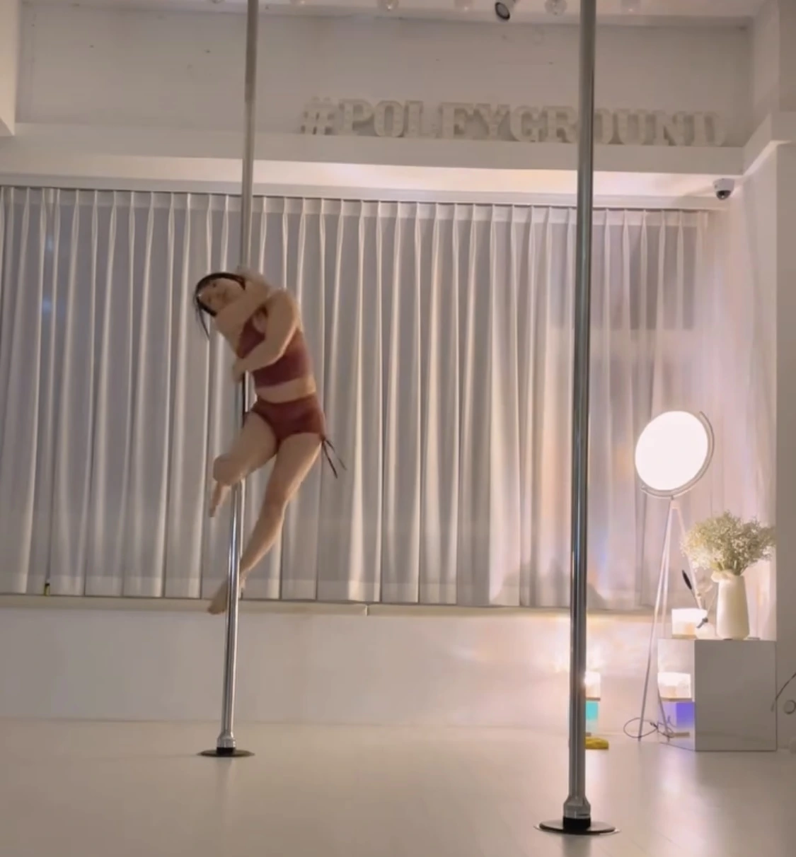 AD_4nXdR5-iD7YmAabDfgtk-VaYIbeMcTJrdkyjlNssx6lhGdILfpJ04Tl6nKboPuytjn7GcG_R5hhBOgJr0YPpSQLMYDHj7DkWiv-6sJSVKiYFn2zWYBYIyi5bKsl_PNv09AwAbusC_6r1odOXOJJ-lSa3Fcujt?key=QpdHLsALa1vGEVDIBlt5Dg