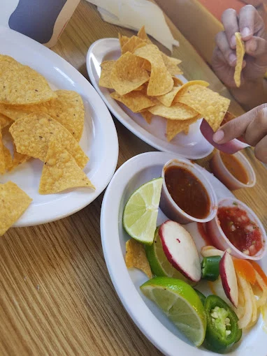 AF1QipMeBz3Vi54HlOP5op9xFT3oVmTp3qFOBTA8FEfG=s680-w680-h510