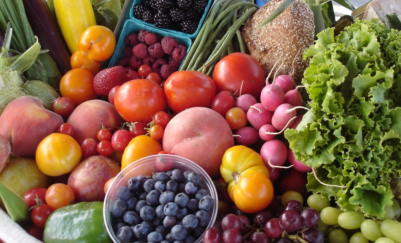 market+basket+blueberries+radishes+cropped.jpg?format=2500w