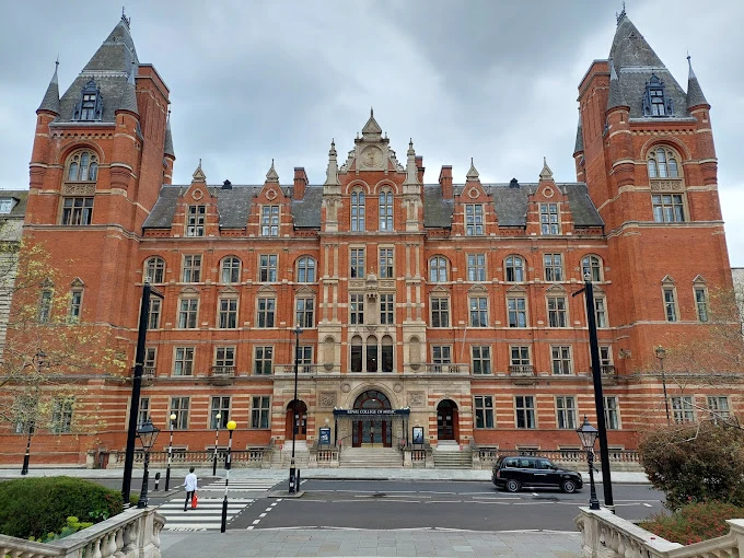 AF1QipOsQYoU8aLn85twhcB_oPtnoTKw_ZQyPVUDo7mf=s680-w680-h510