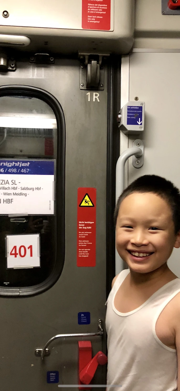 잘츠부르크행 야간열차.PNG