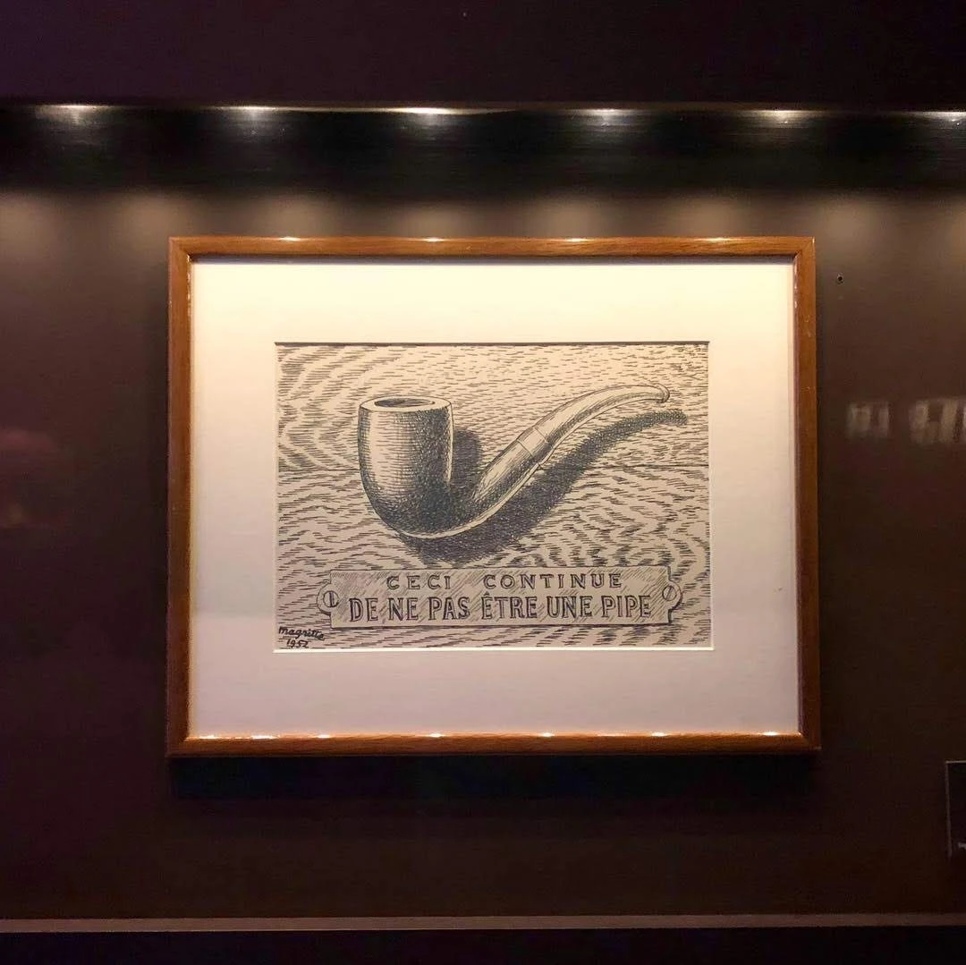 브뤼셀 마그리트_이것은 파이프가 아니다.JPG