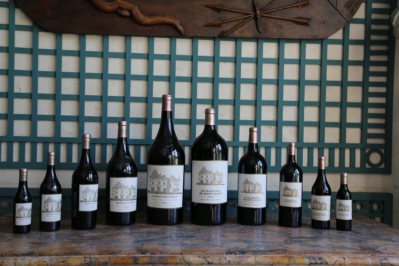 프랑스 보르도 샤토 오브리옹 와인병 (1).JPG