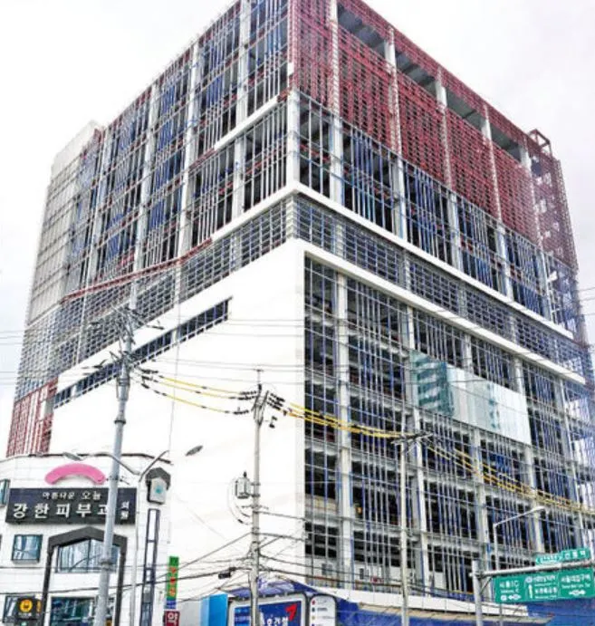 ZXCZXC.JPG?type=w966