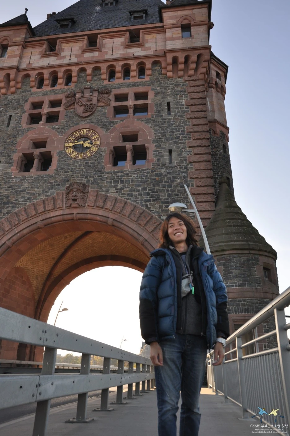 SE-a046a096-cc1e-4f8a-beb2-aaf9af24c133.jpg?type=w1