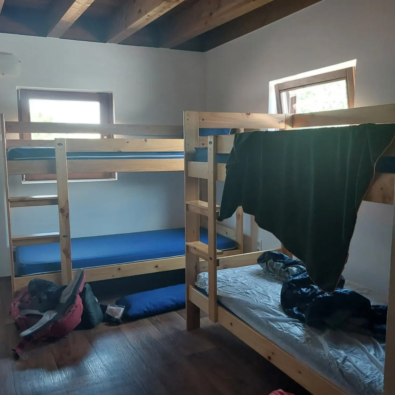 6_e94Ud018svc1ilo3akps7gtl_bc1i52.jpg?type=e1920_std